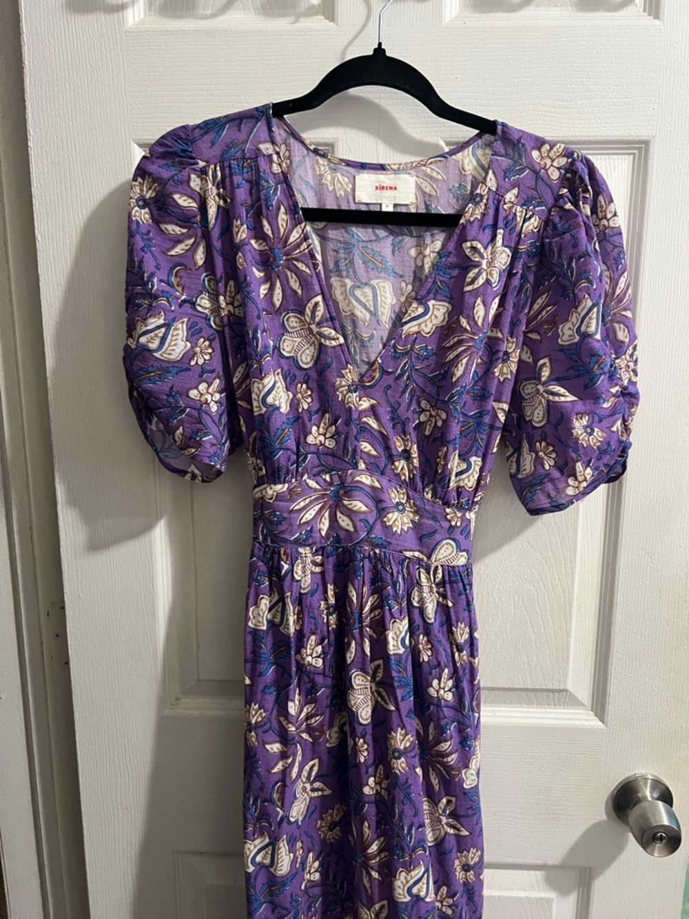 XiRENA Purple Floral Maxi Dress with Puff Sleeves - Picture 5 of 9